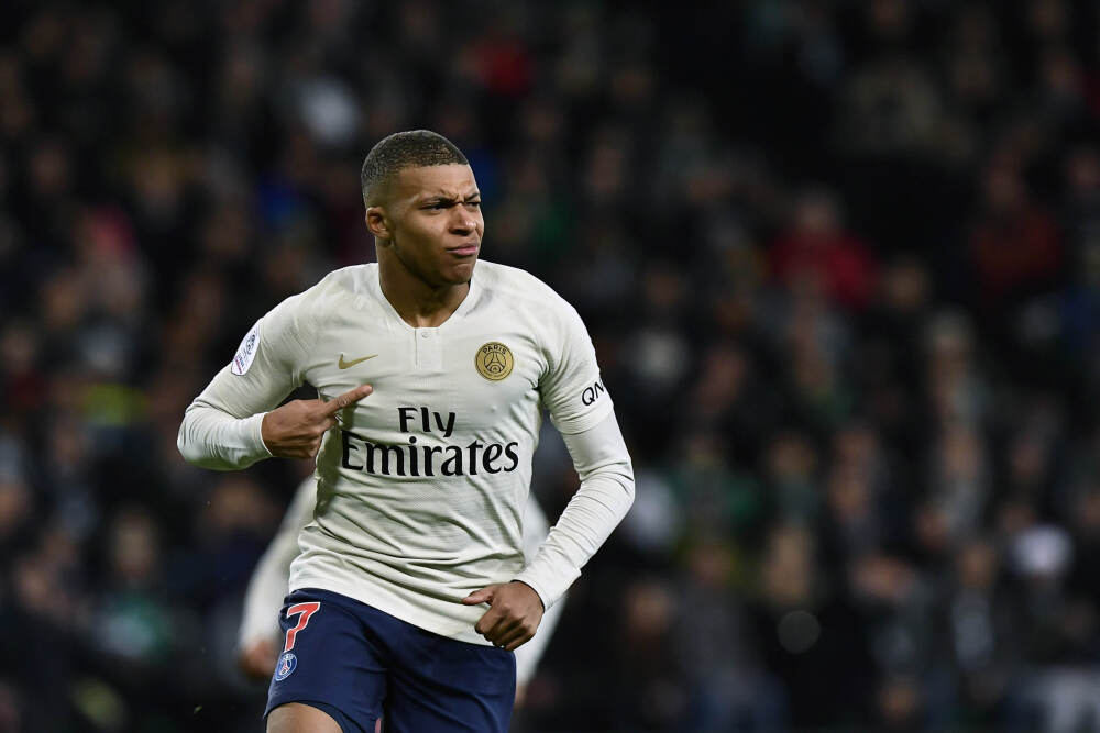 胡润百富榜出炉：钟睒睒再成首富、张一鸣、马化腾紧随其后